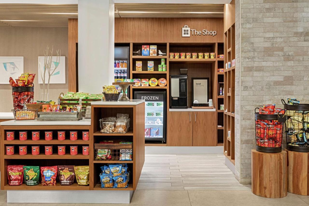基奇纳/坎布里奇希尔顿花园酒店 外观 照片